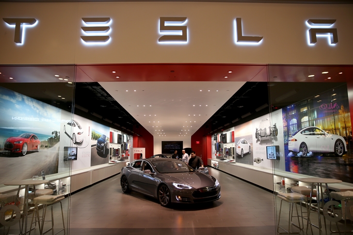 150218-tesla-editorial.jpg